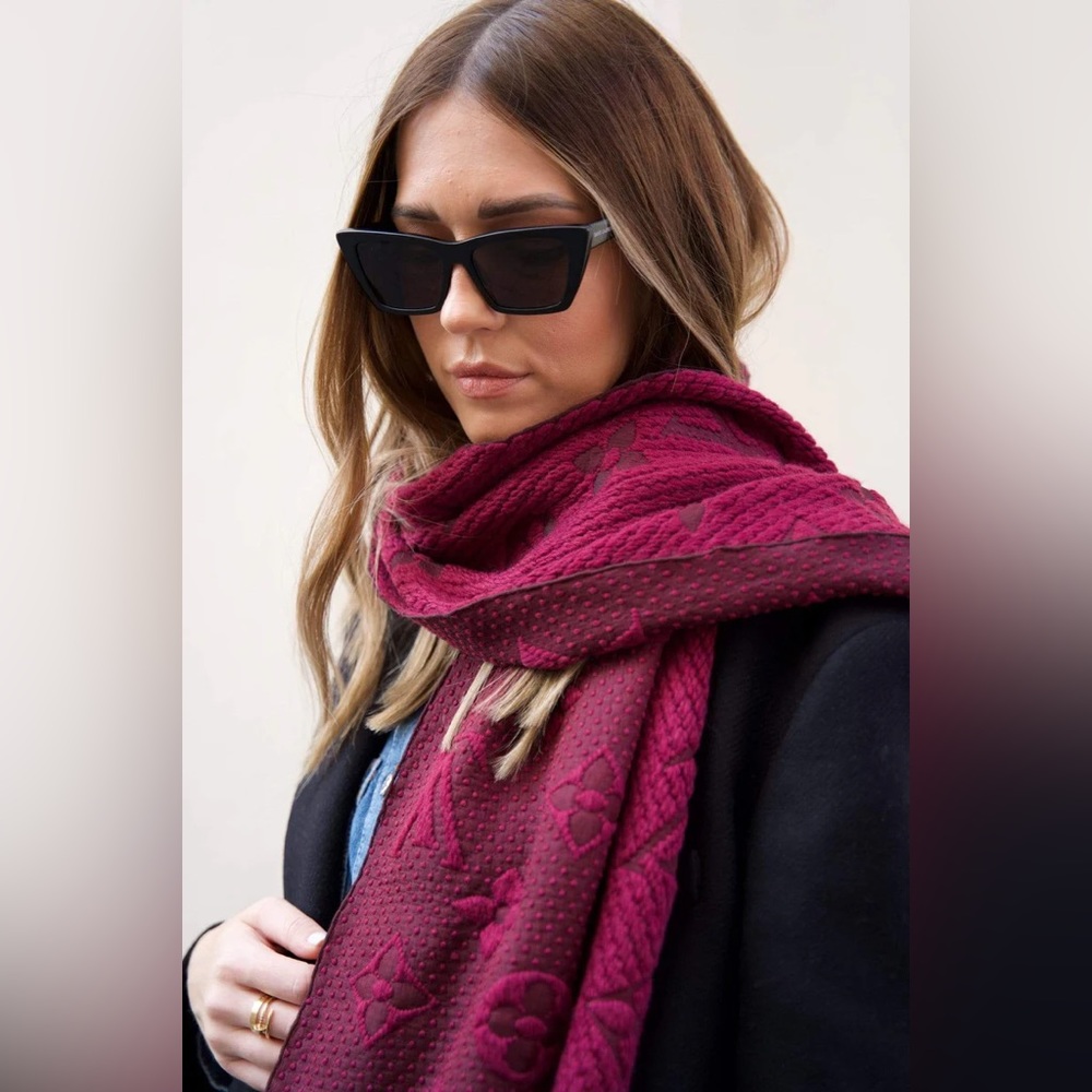 New LOUIS VUITTON Logomania silk wool scarf Burgandy authentic